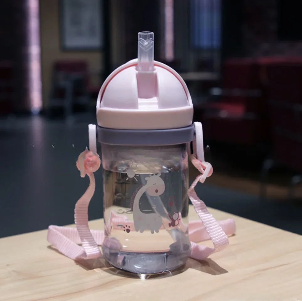Cartoon Pattern Outdoor Child Drinking Bottle with Straw Baby Feeding Cup Training Portable Handle Water Bottle Watercup
