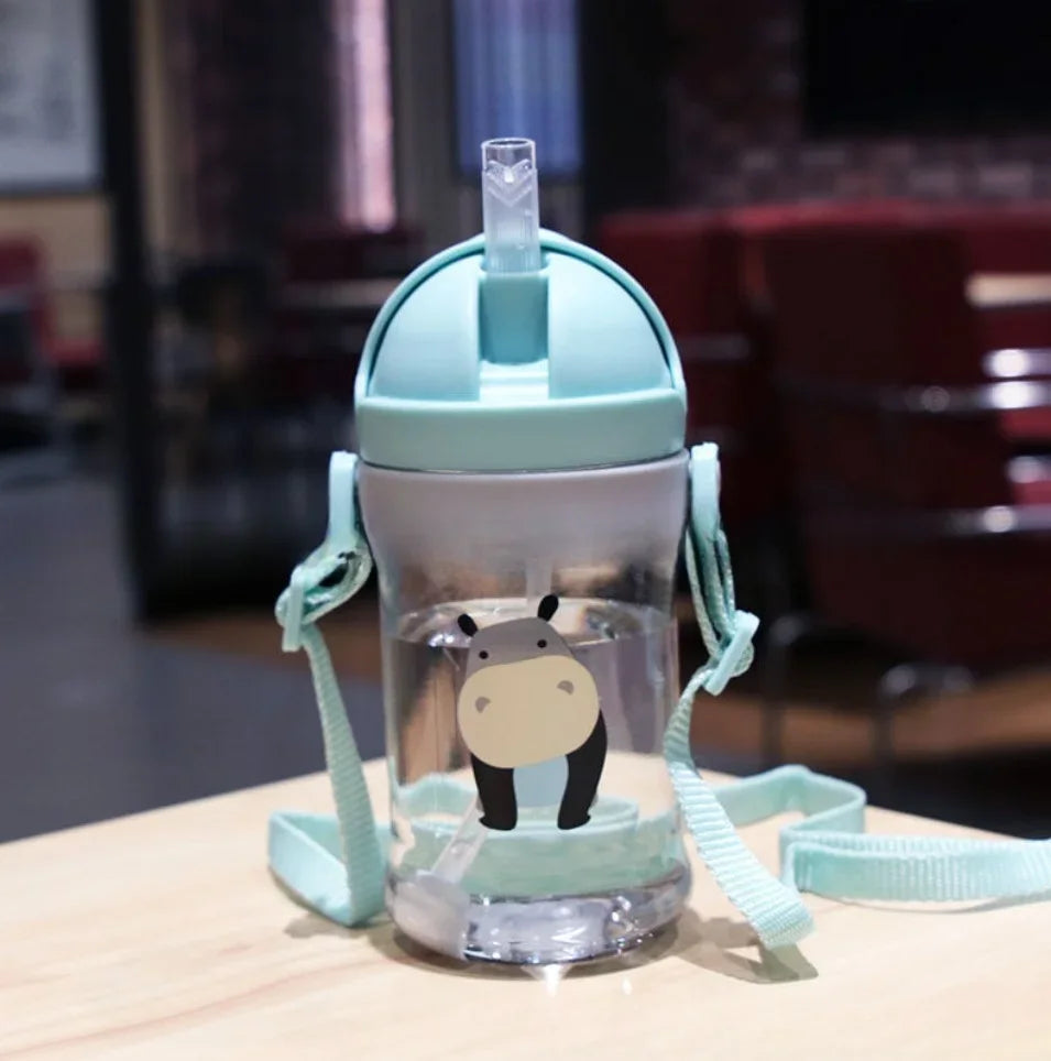 Cartoon Pattern Outdoor Child Drinking Bottle with Straw Baby Feeding Cup Training Portable Handle Water Bottle Watercup