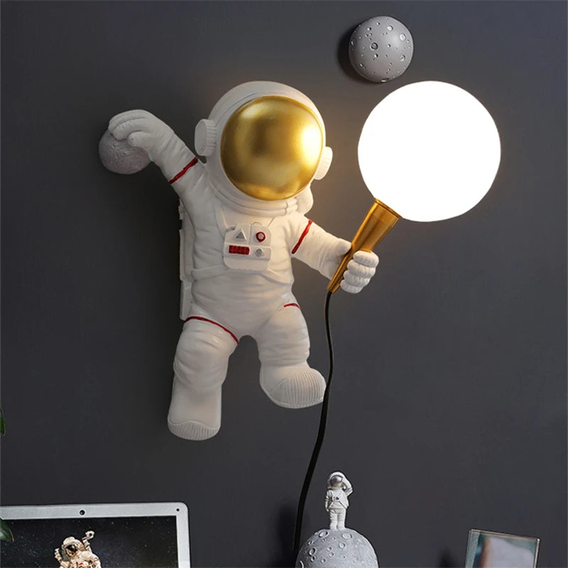 Astronaut Table Lamp Creative Astronaut LED Children's Room Bedroom Bedside Living Room Moon Wall Lamp Boy Planet Night Lamp