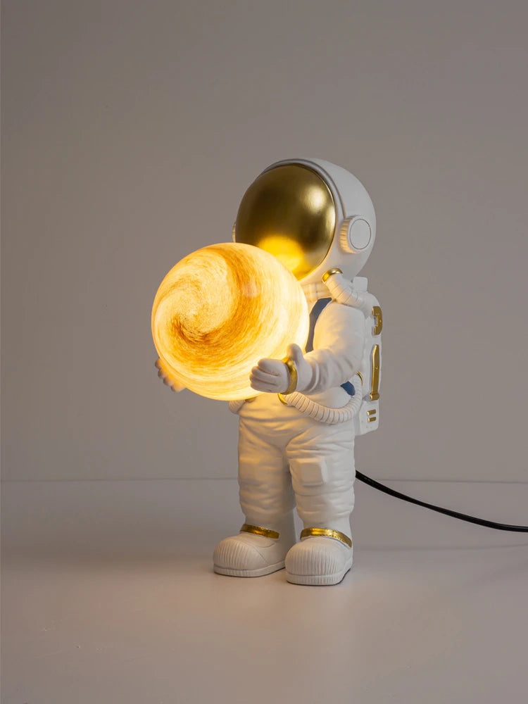 Astronaut Table Lamp Creative Astronaut LED Children's Room Bedroom Bedside Living Room Moon Wall Lamp Boy Planet Night Lamp