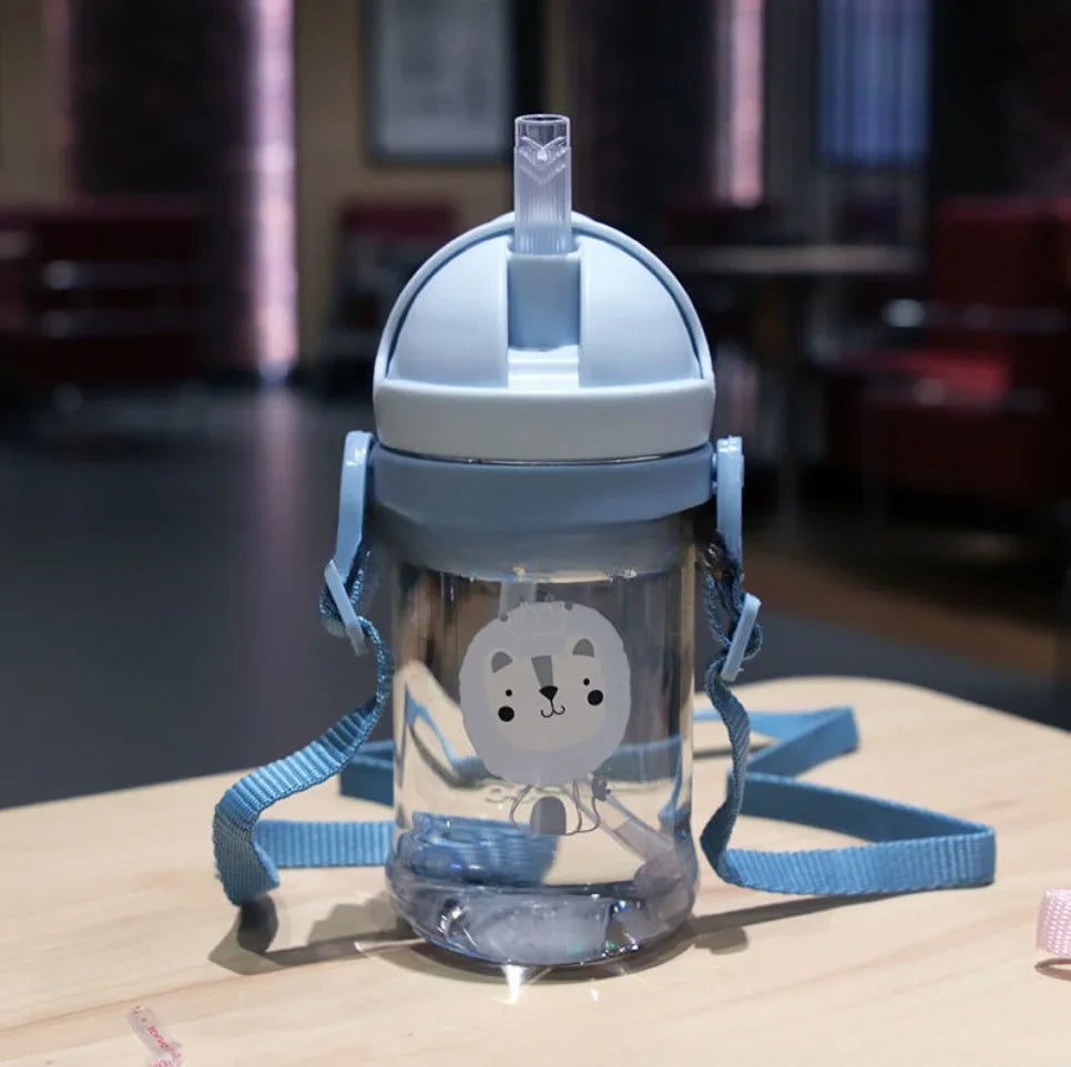 Cartoon Pattern Outdoor Child Drinking Bottle with Straw Baby Feeding Cup Training Portable Handle Water Bottle Watercup