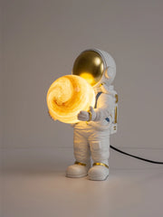 Astronaut Table Lamp Creative Astronaut LED Children's Room Bedroom Bedside Living Room Moon Wall Lamp Boy Planet Night Lamp