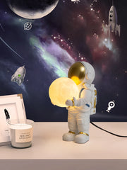 Astronaut Table Lamp Creative Astronaut LED Children's Room Bedroom Bedside Living Room Moon Wall Lamp Boy Planet Night Lamp